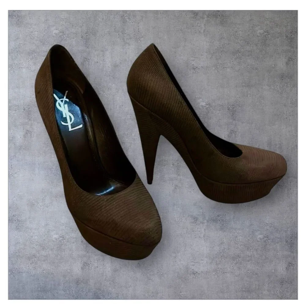 Yves Saint Laurent HEELS SIZE 38